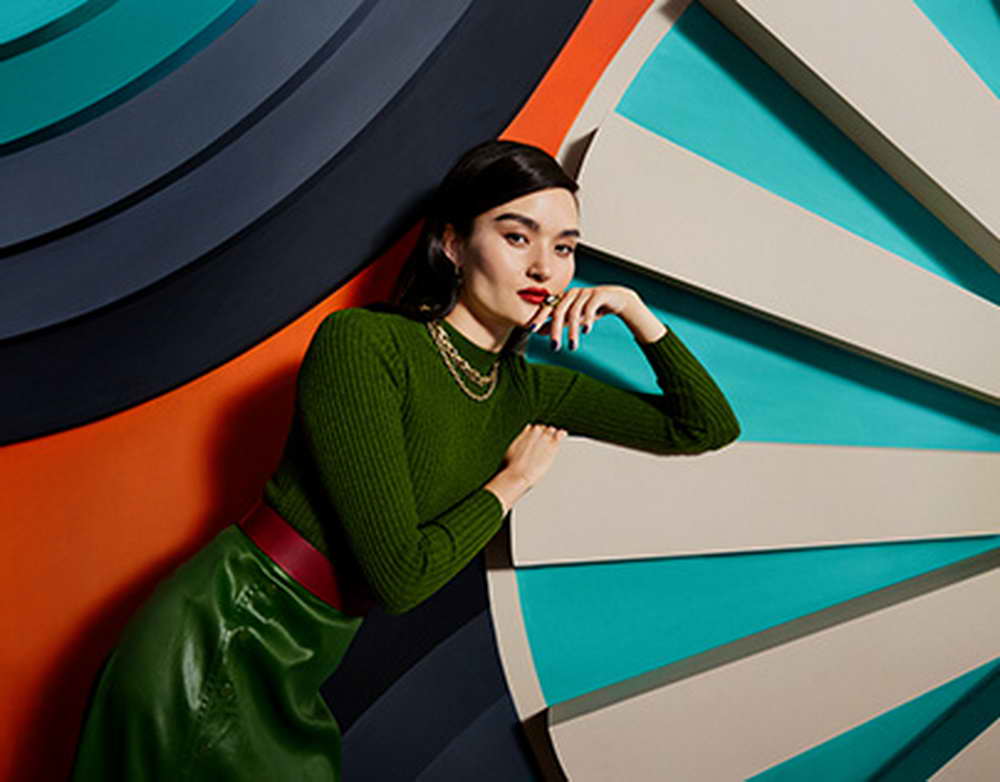 Тракторы и пожарная машина  новогодний кортеж на улицах Тюмени